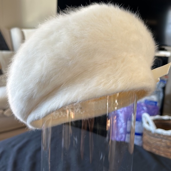 Kangol angora hat - Picture 2 of 5